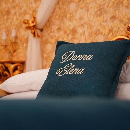 La Maison Di Donna Elena Cercola Exteriör bild
