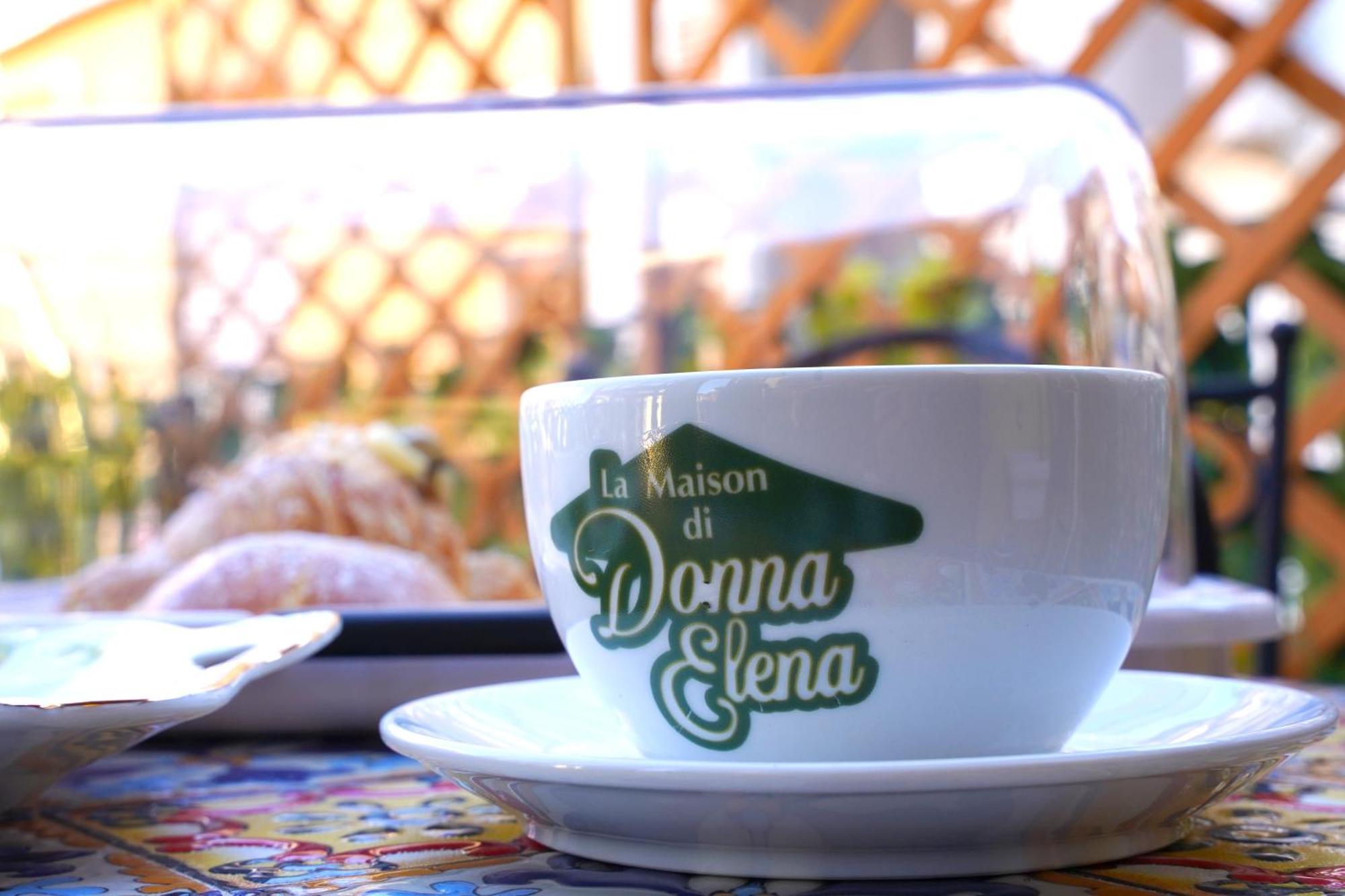 La Maison Di Donna Elena Cercola Exteriör bild